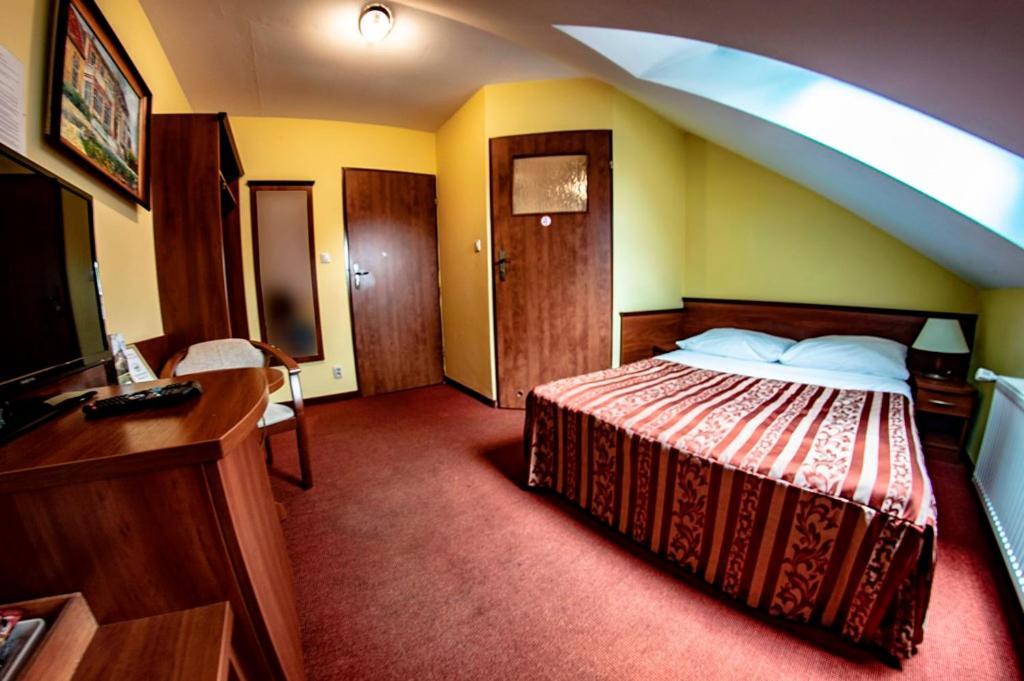 Small Double Room