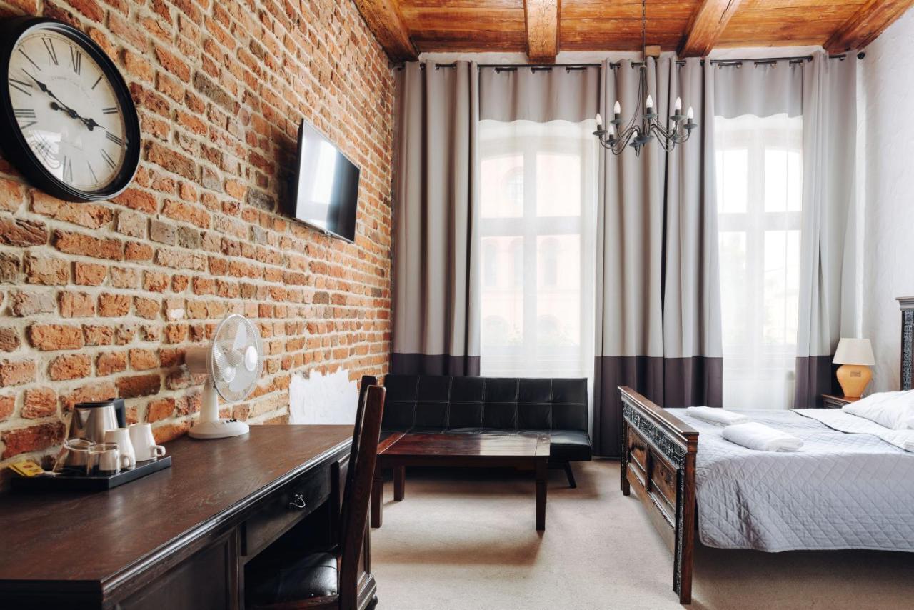 Large Double Room