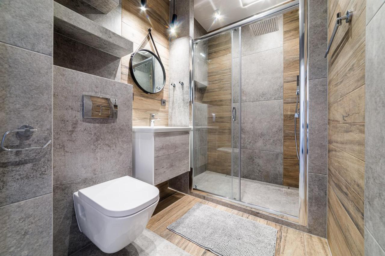 One-Bedroom Apartment B22
