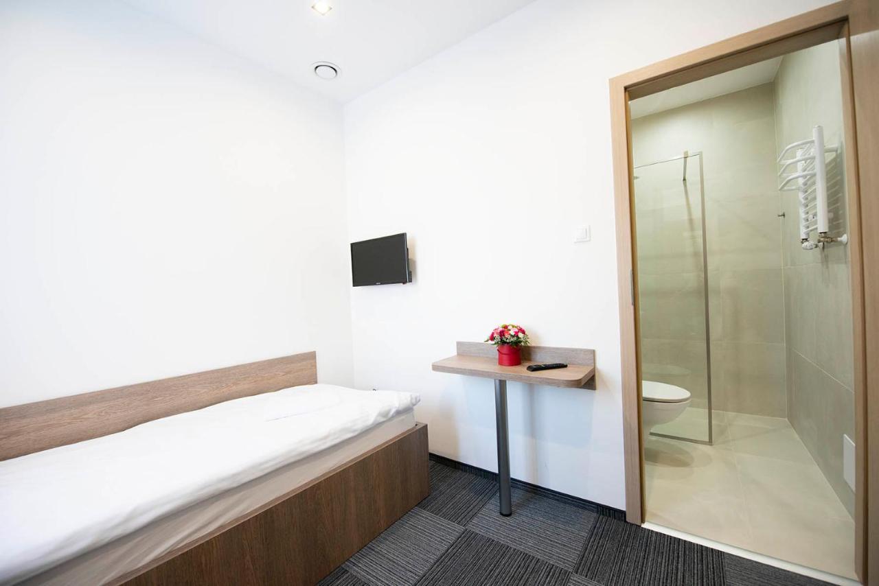Single Room with Private Bathroom