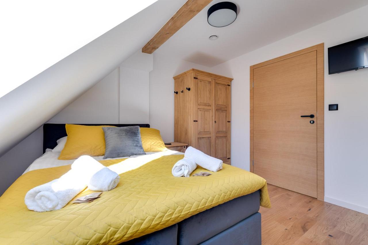 Triple Room Bathroom