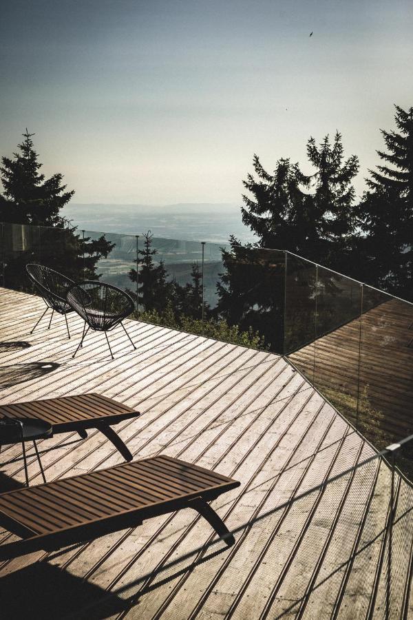 Apartment Mountain View