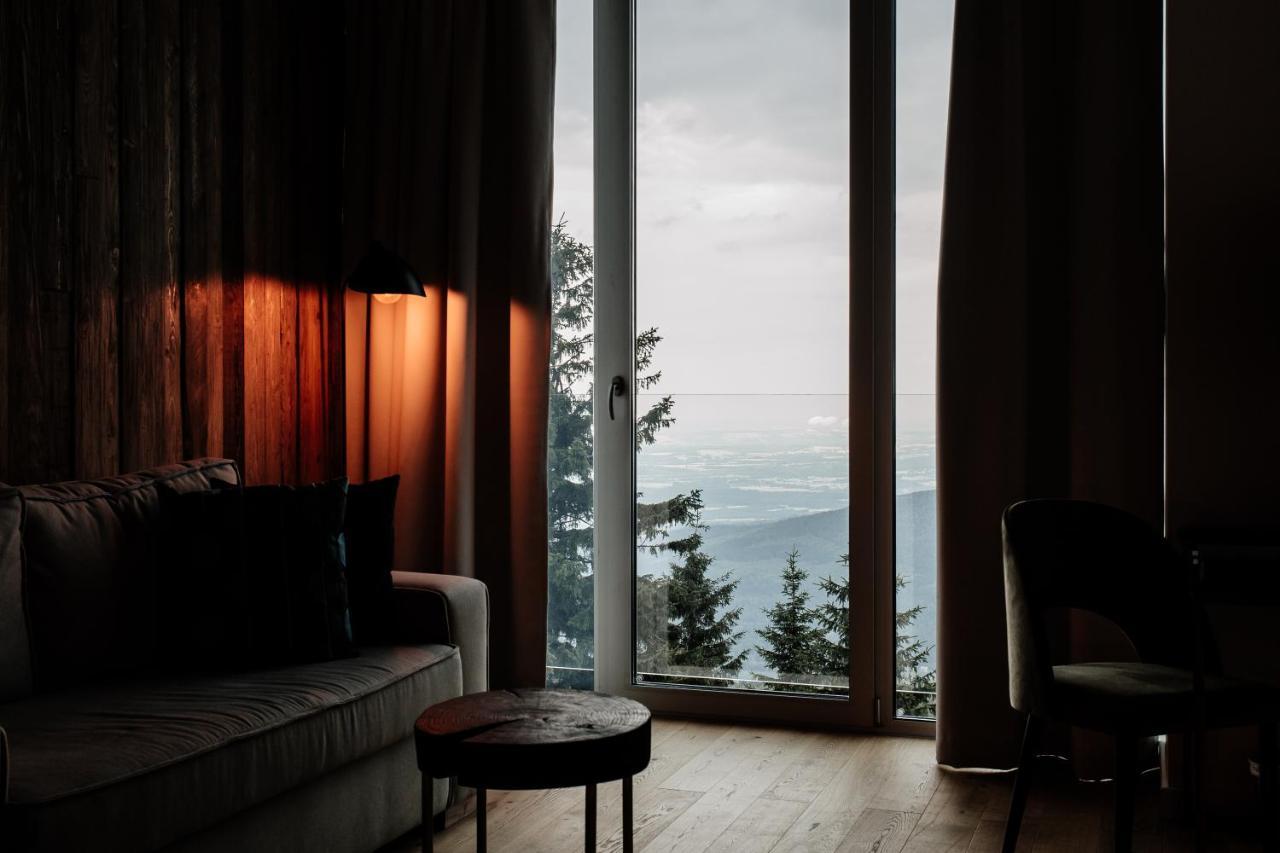 Apartment Mountain View