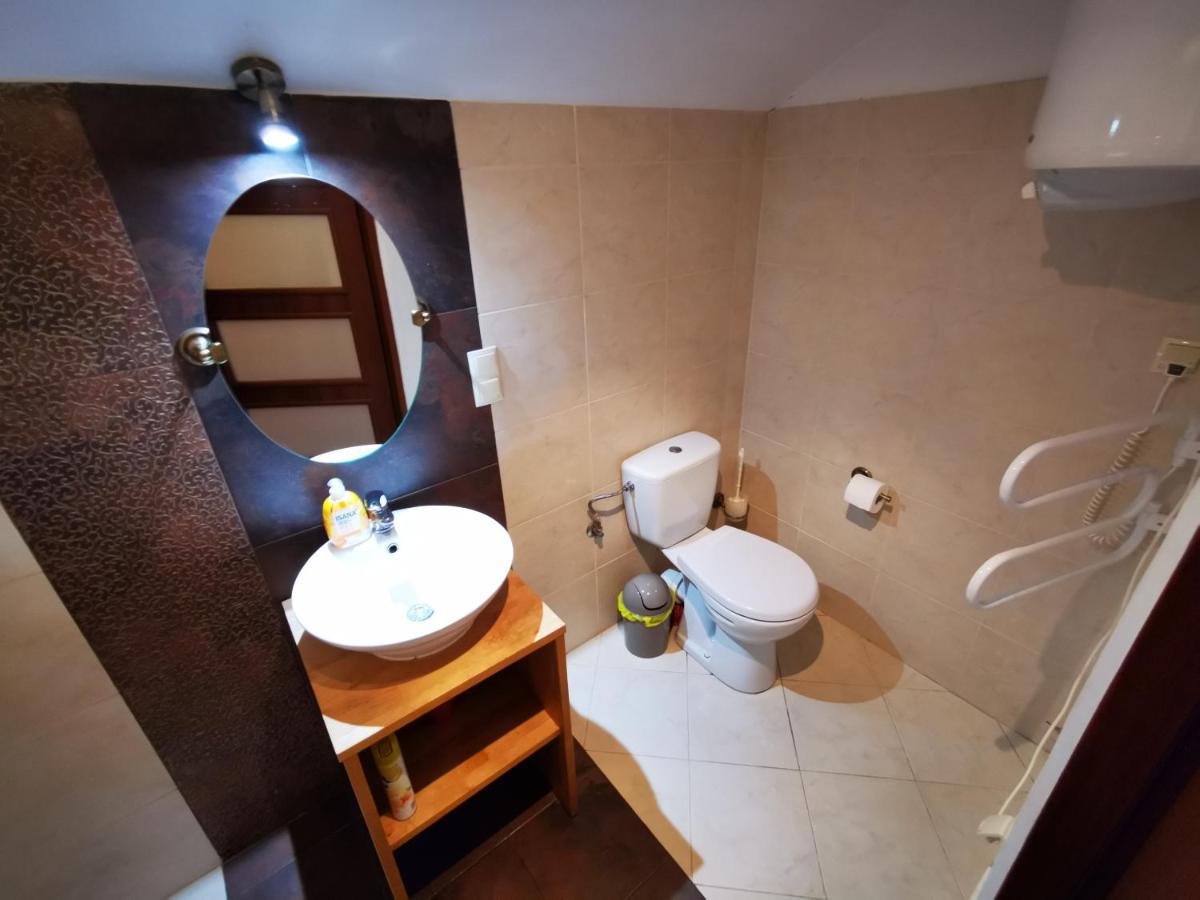 Triple Room Private Bathroom
