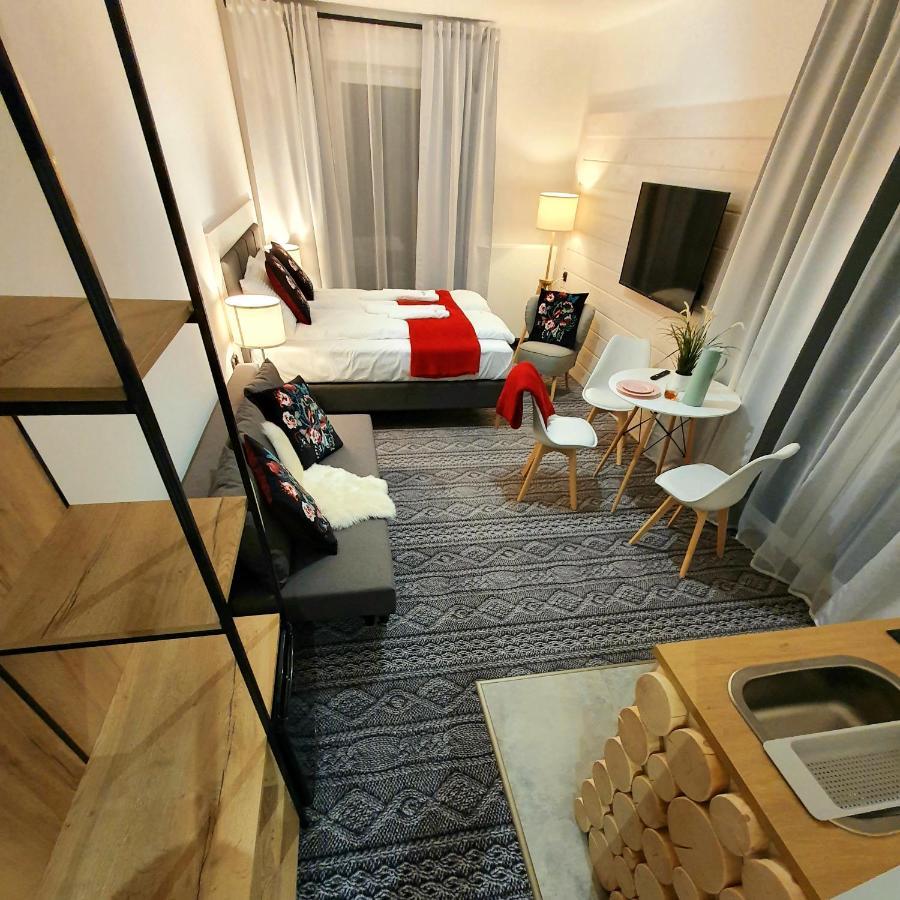 Studio Apartment