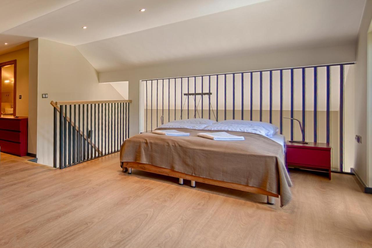 Deluxe Duplex Apartment