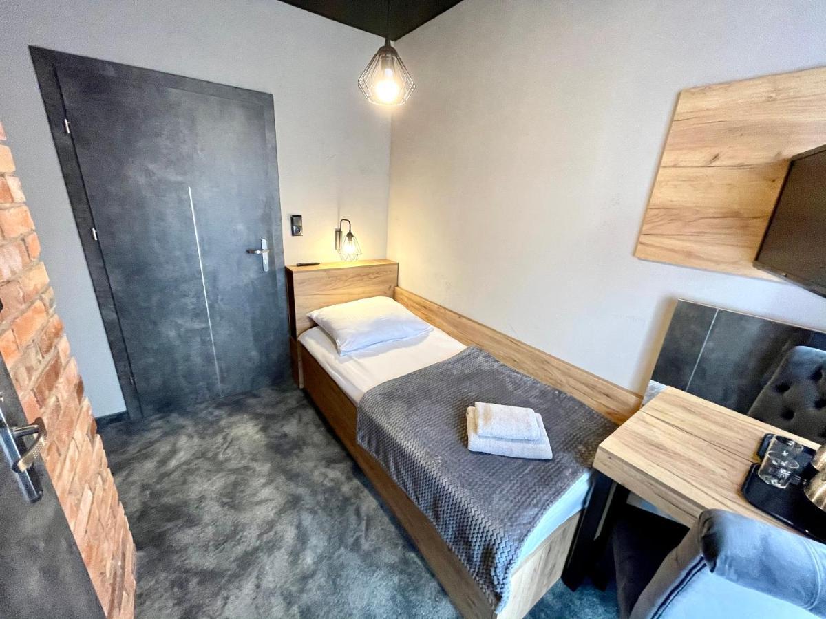 Deluxe Single Room