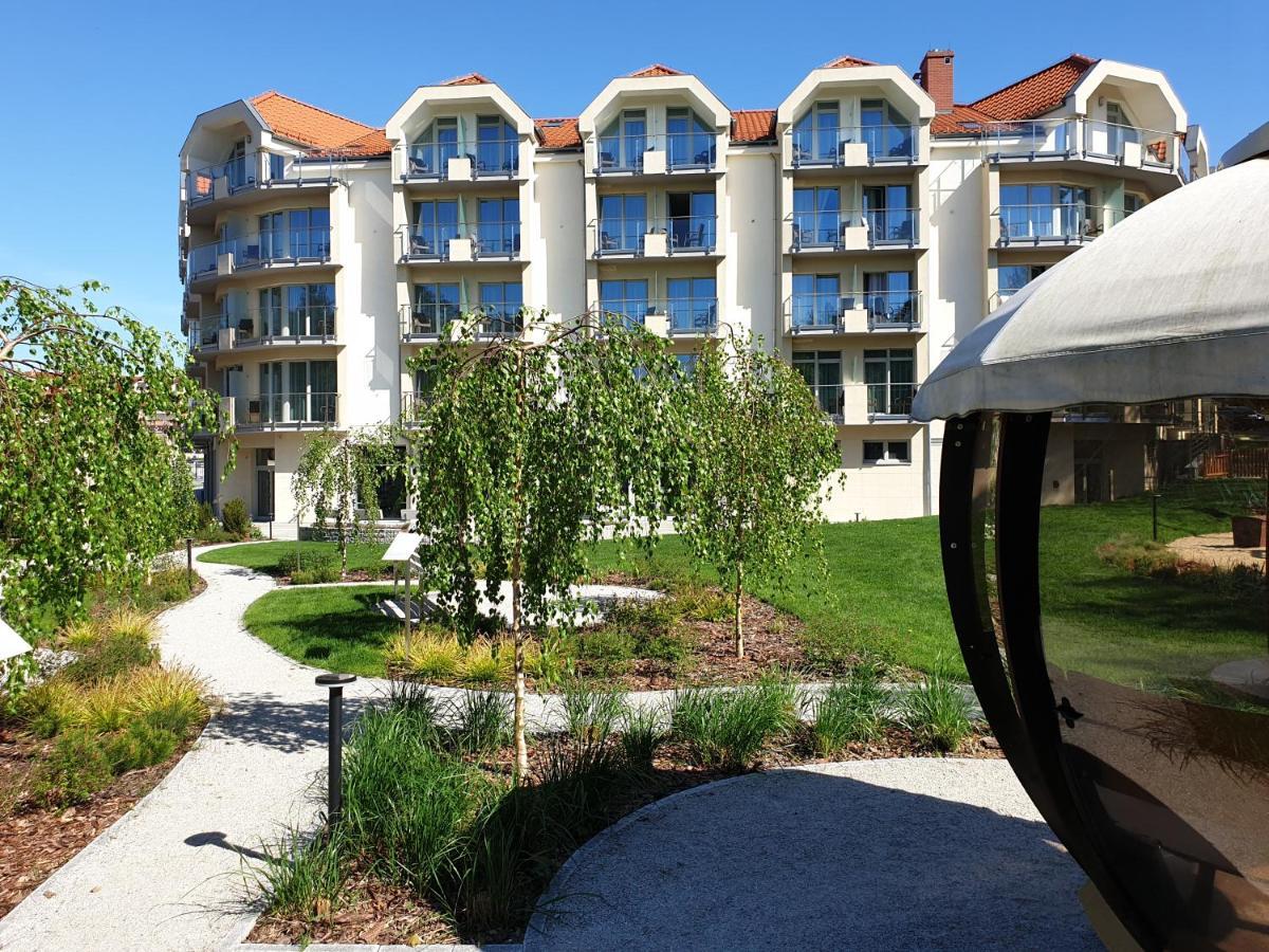 Deluxe Double Room Extra Bed Balcony Forest View