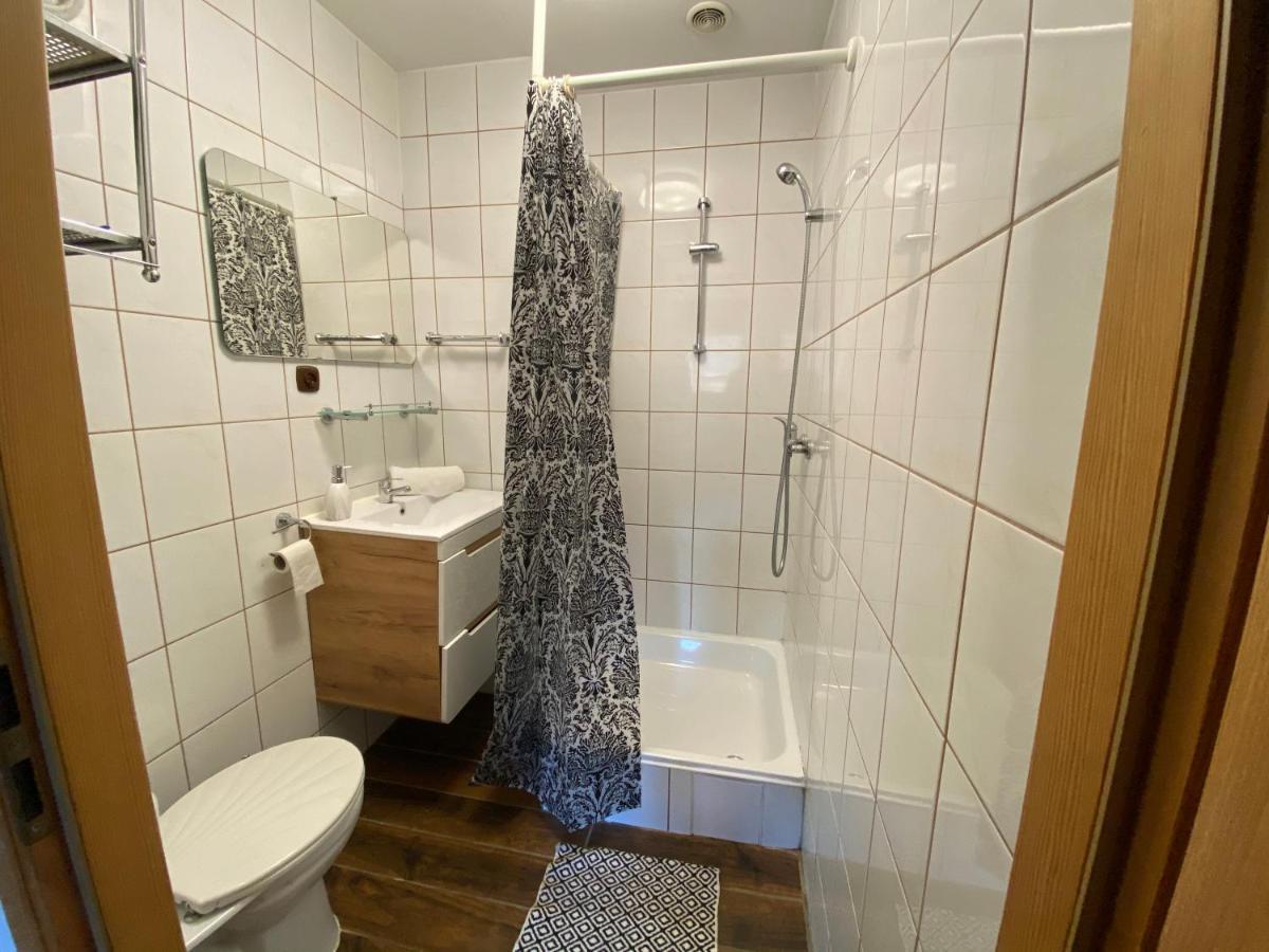 Double or Twin Room Bathroom
