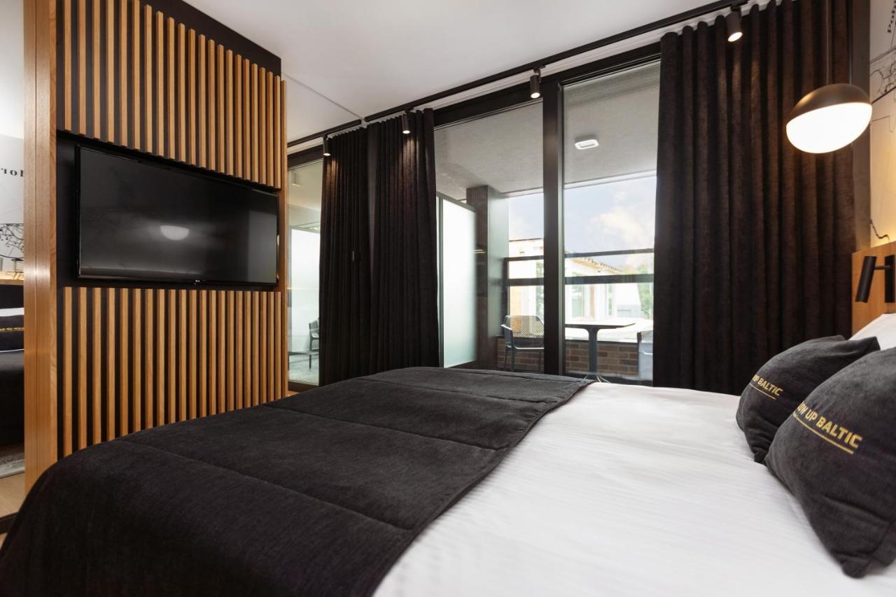 Deluxe Double Room Side Sea View