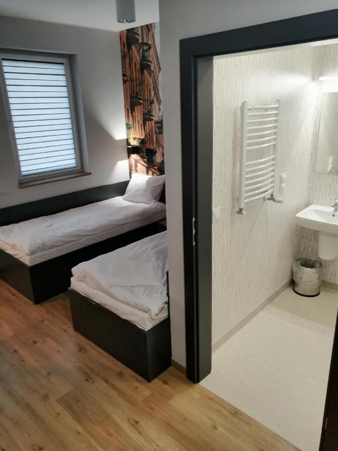 Double Room Private Bathroom