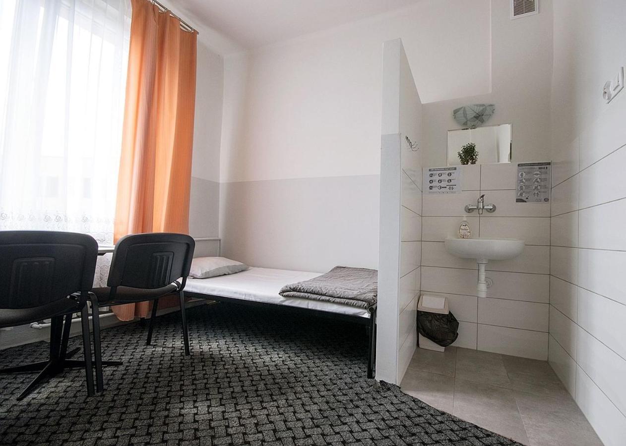 Double Room Shared Toilet