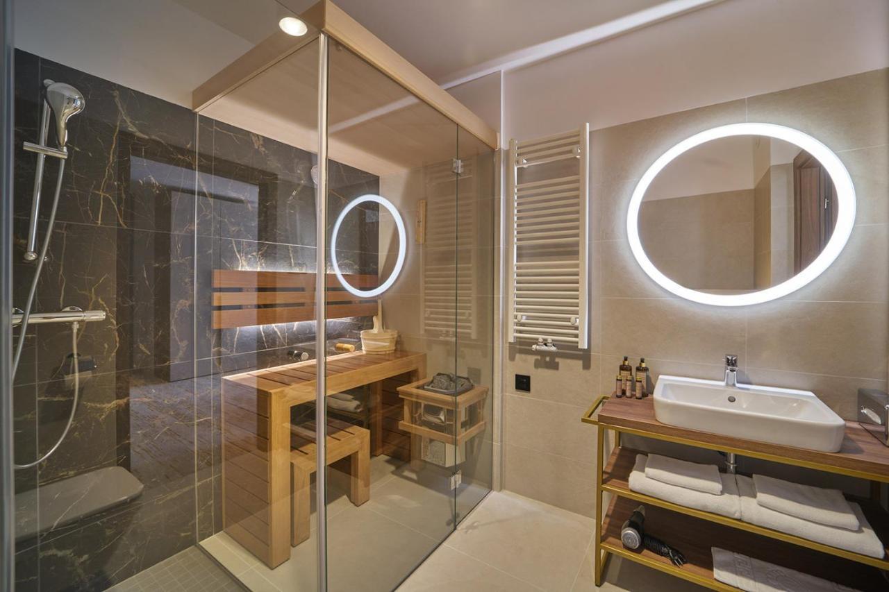 Standard Plus Studio Sauna Five Seasons Two