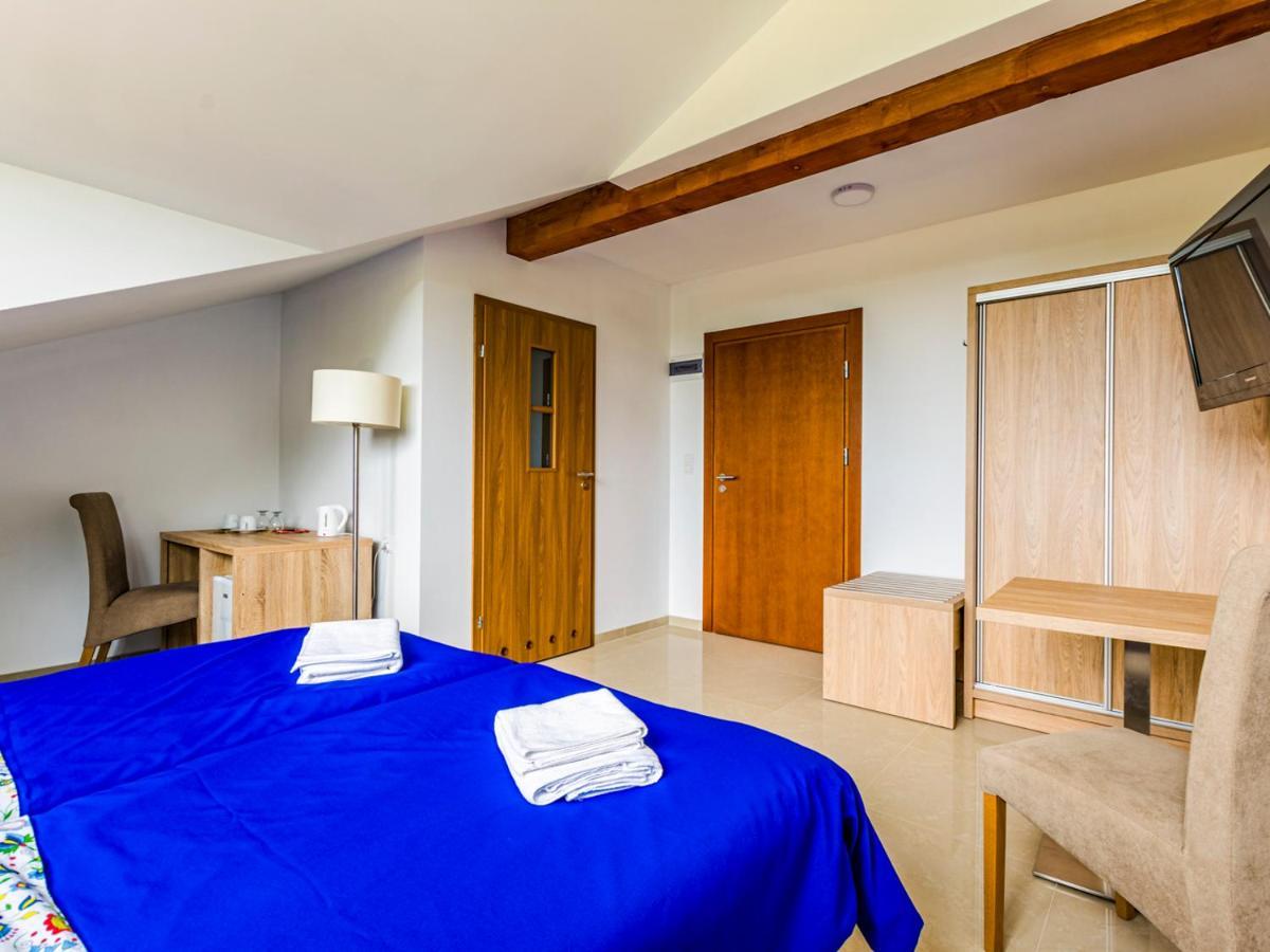 Large Double Room