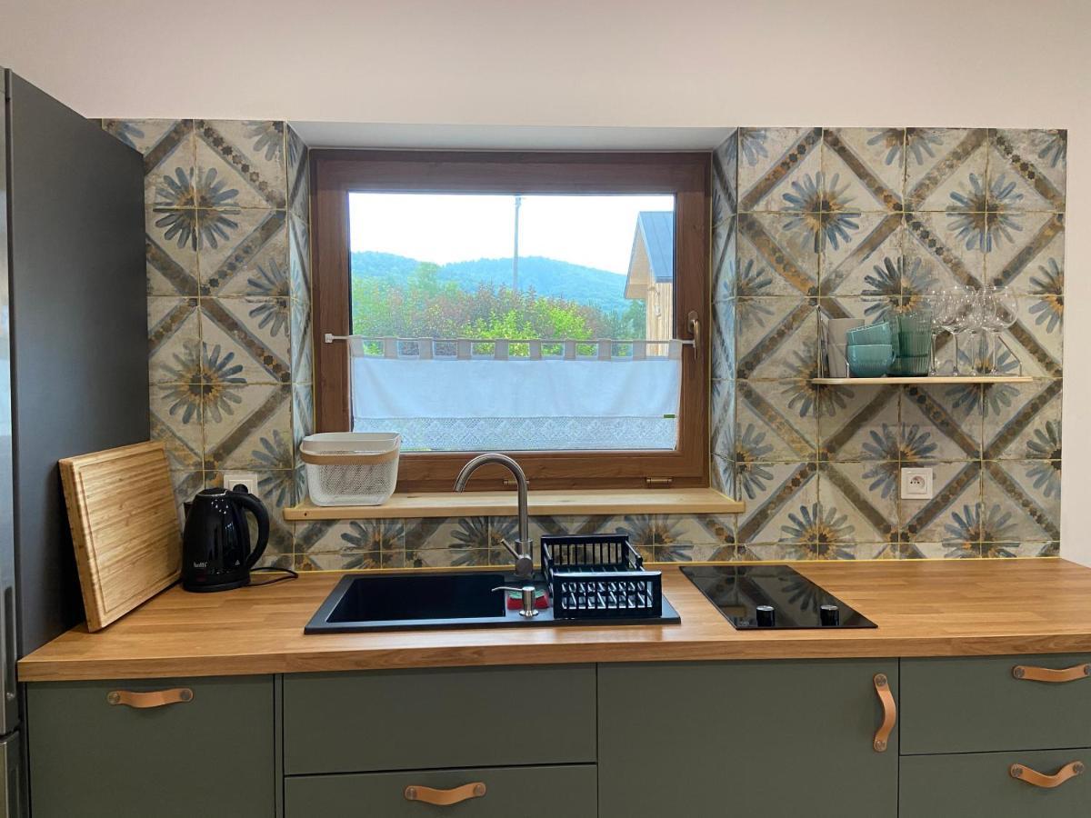 One-Bedroom House,1144195995:JPEG