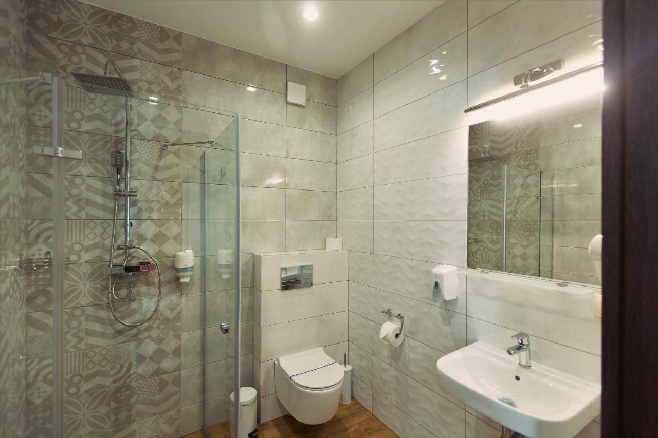 Large Single Room