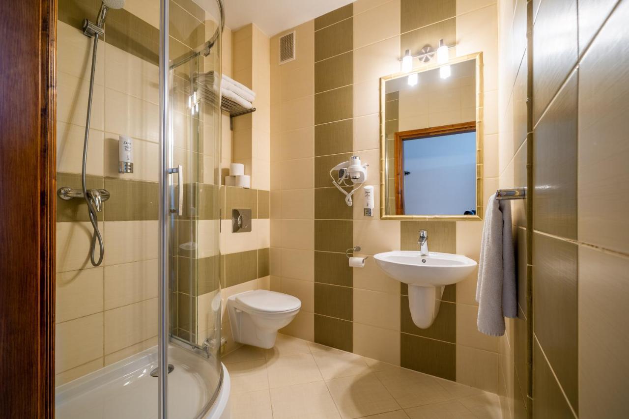 Double Room Mountain View