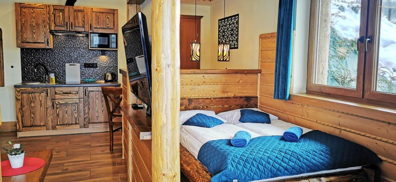 Studio Apartment