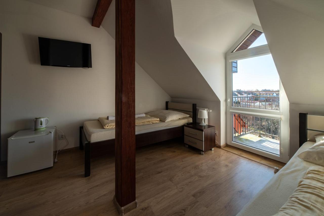 Small Twin Room