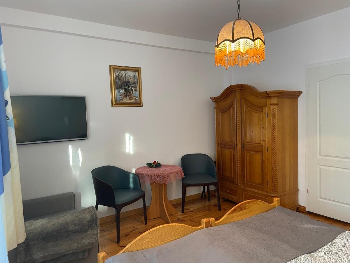 Economy Twin Room