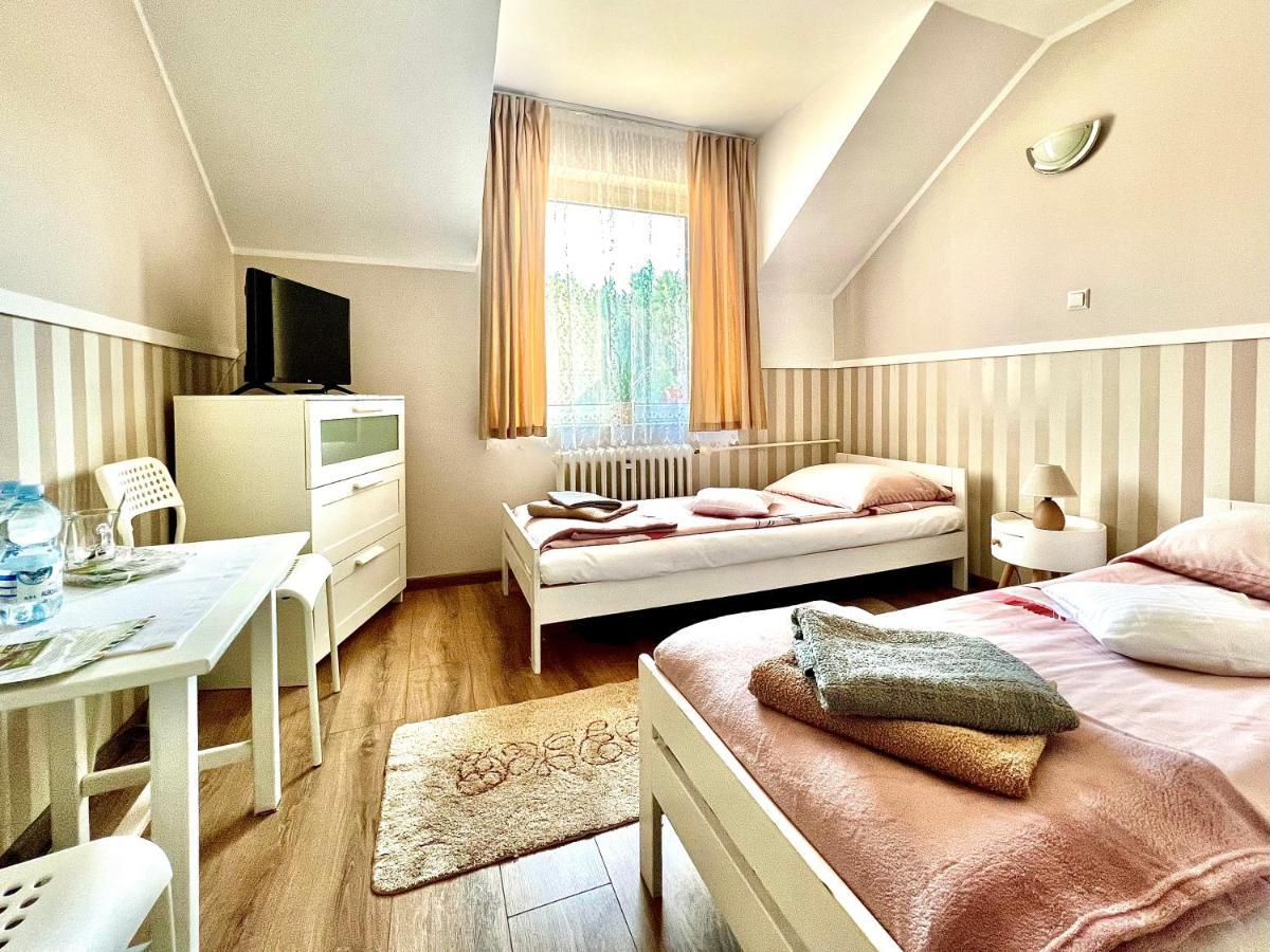 Twin Room Bathroom