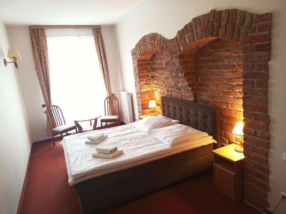 Superior Double or Twin Room City View