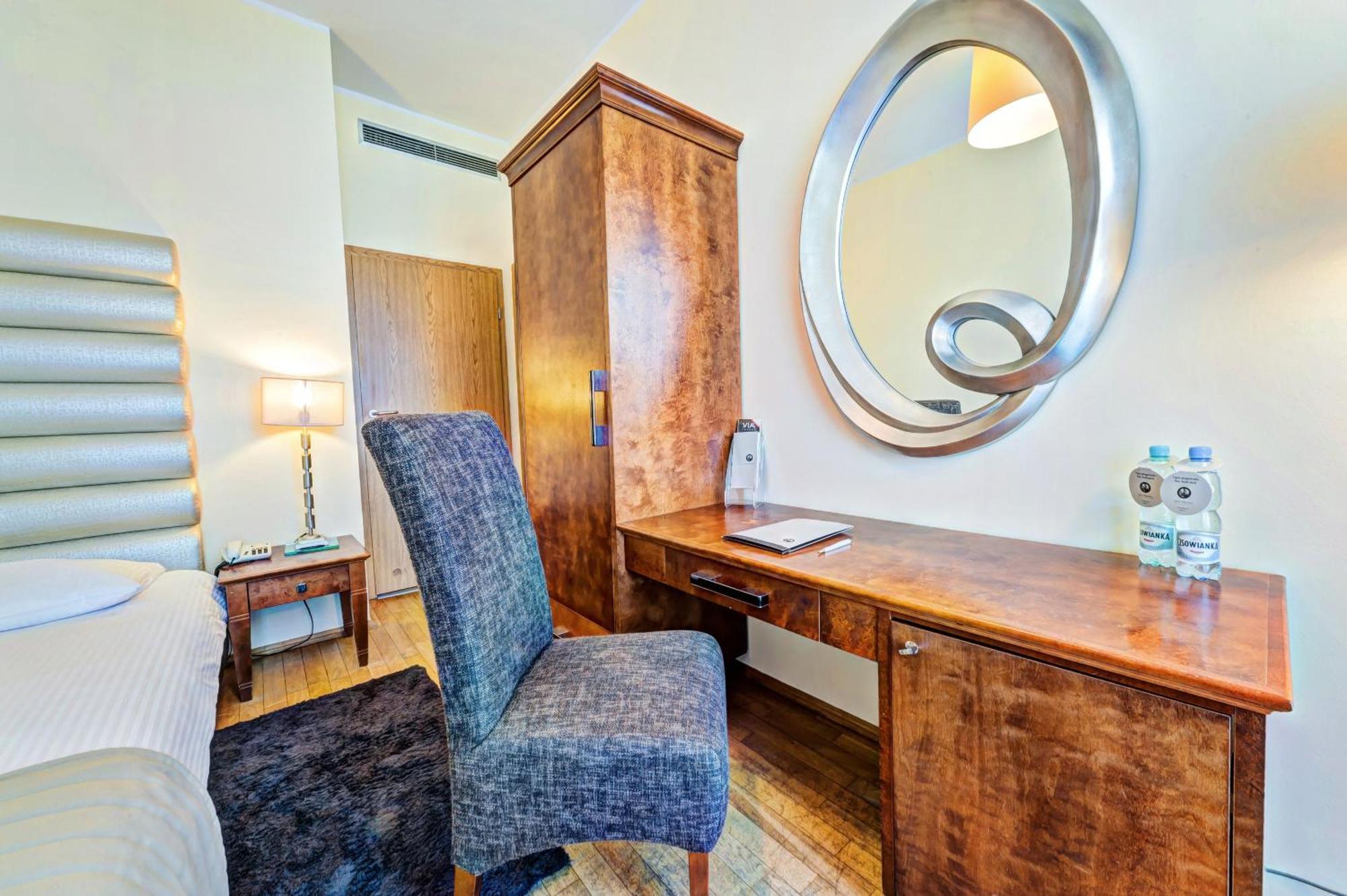 Economy Single Room