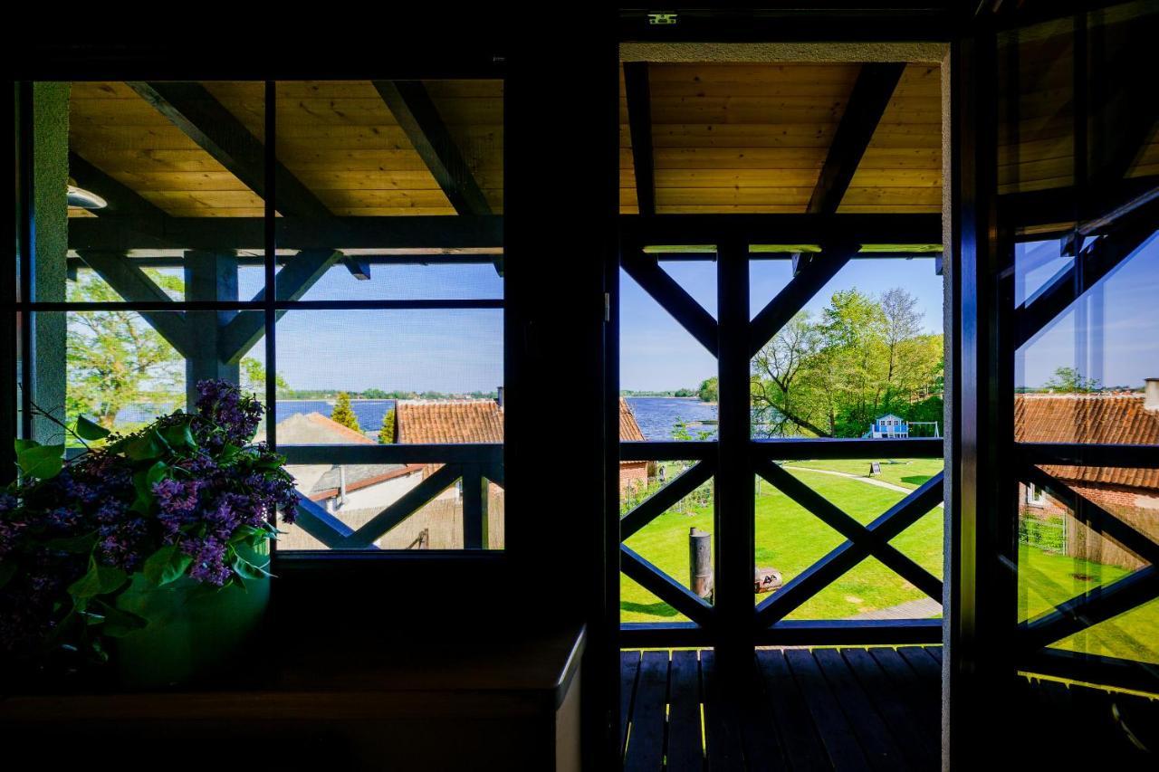 King Room Lake View