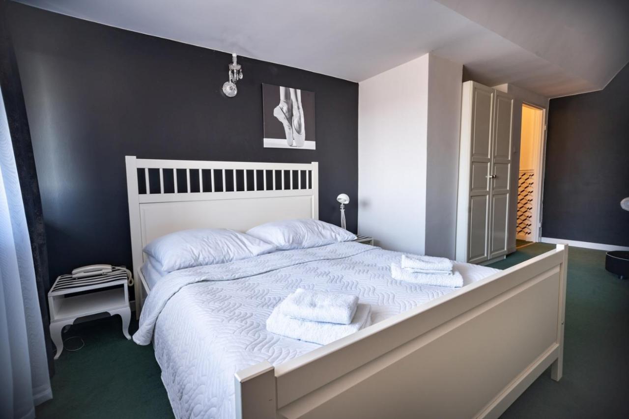 Deluxe Family Suite