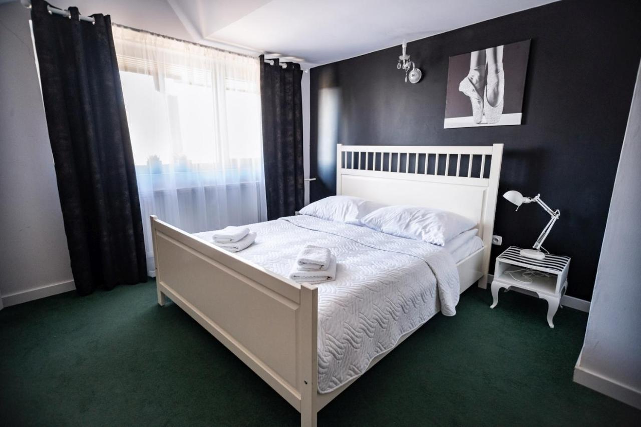 Deluxe Family Suite