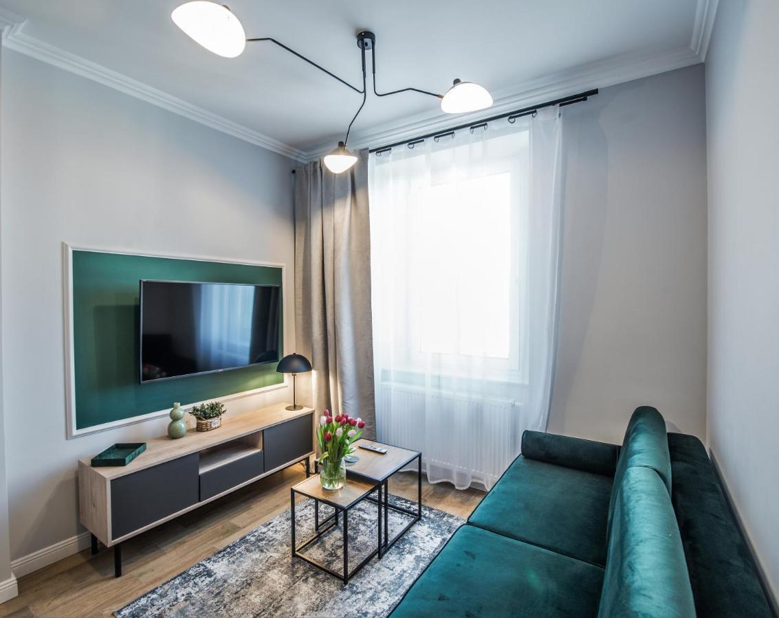 Superior Apartment