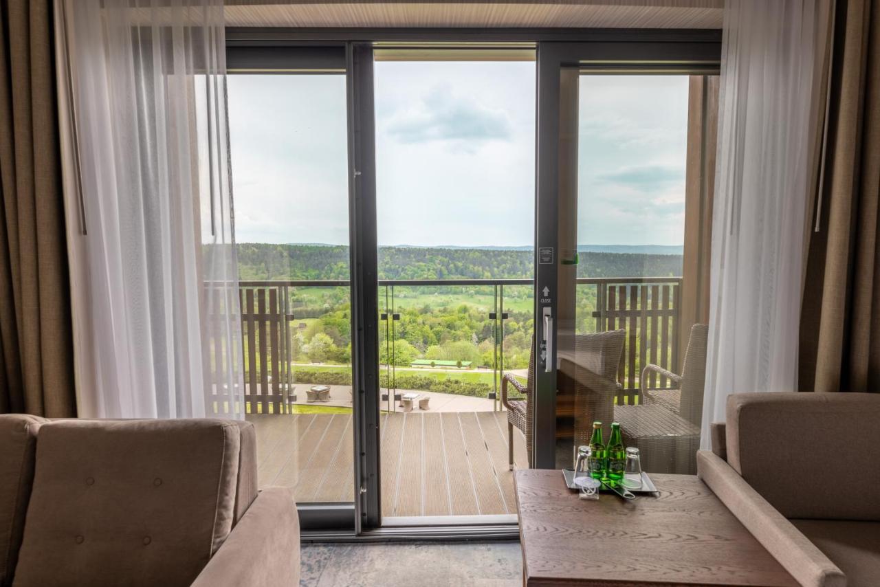 Suite Hotel,1263664705:JPEG