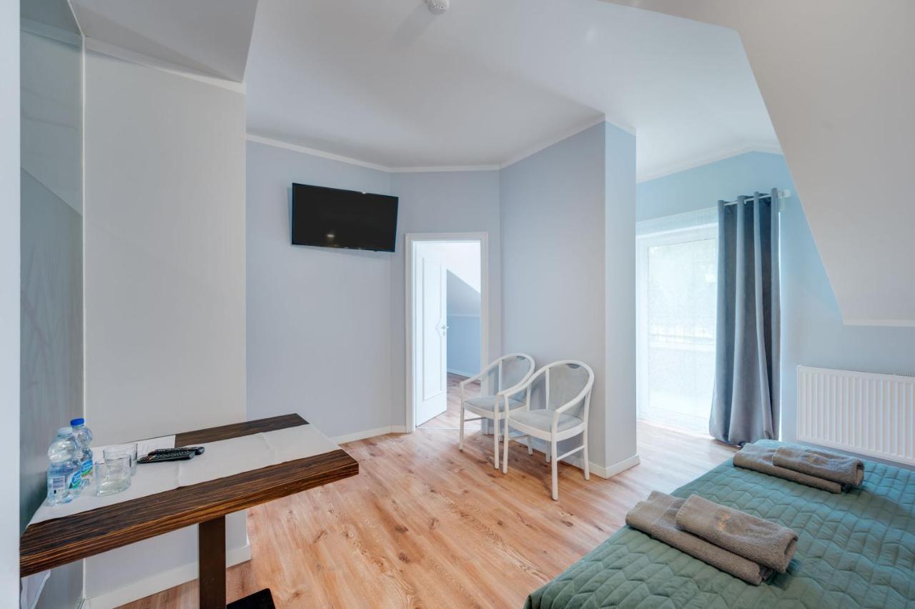 Quadruple Room Bathroom