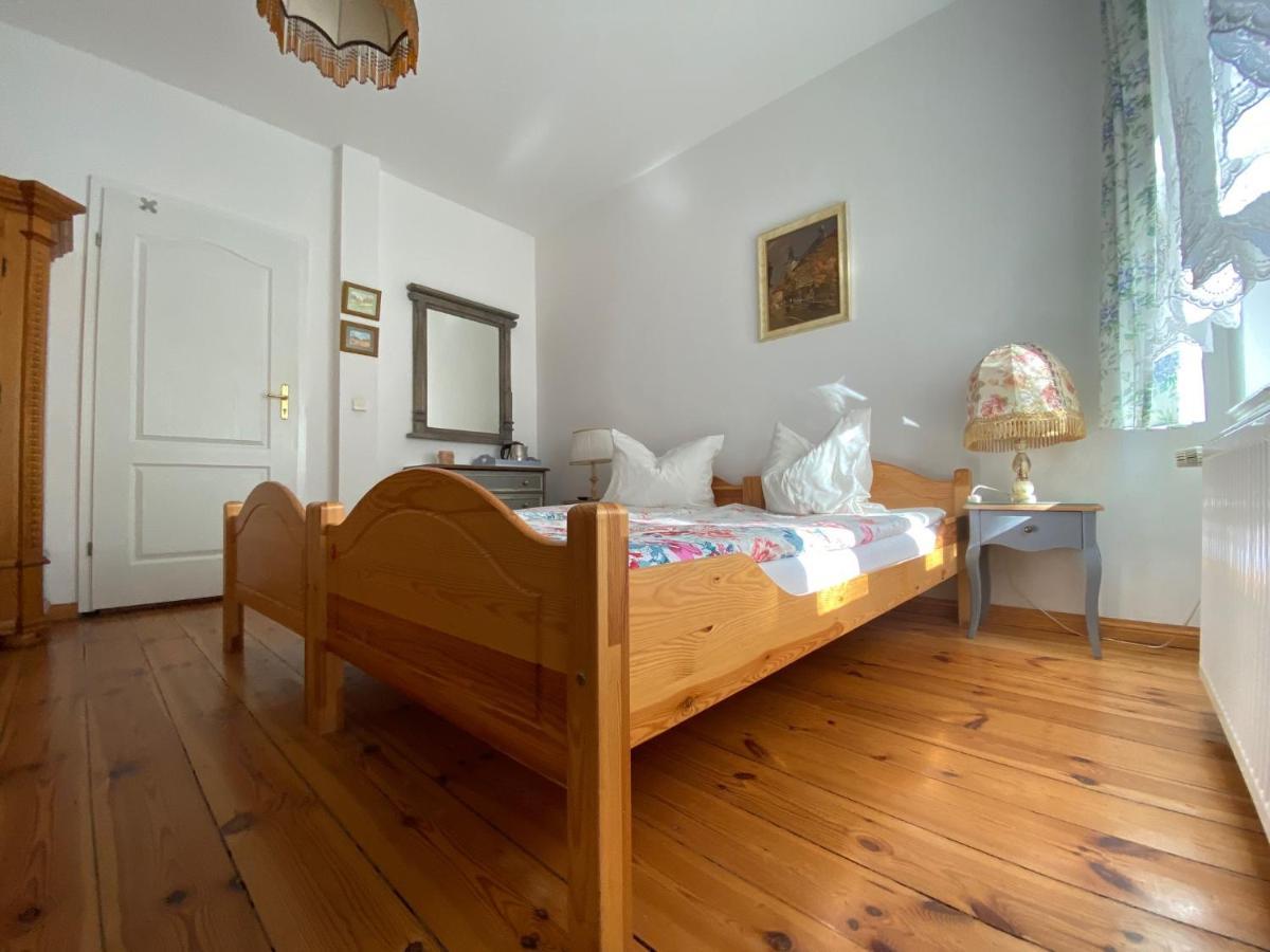 Economy Twin Room