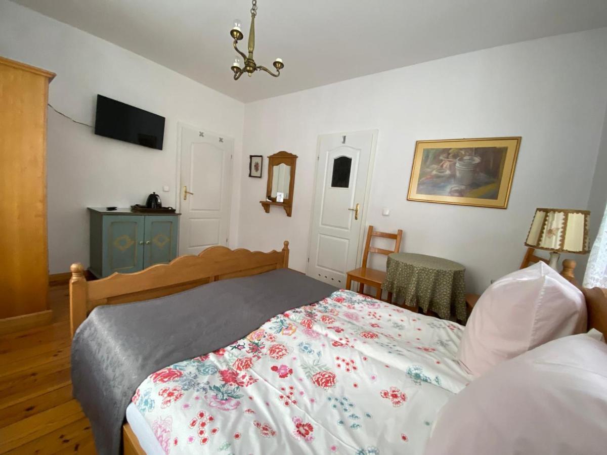 Deluxe Double Room Shower