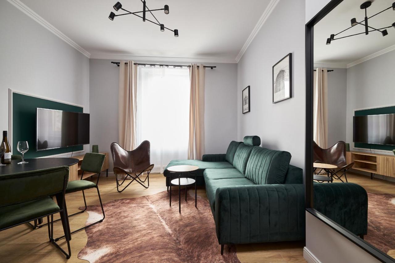 Superior Apartment