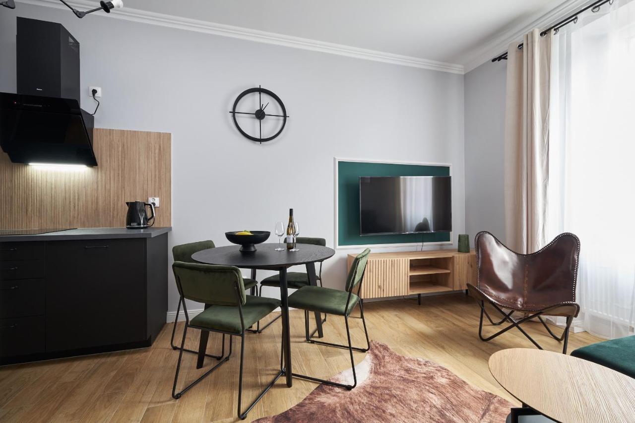 Superior Apartment