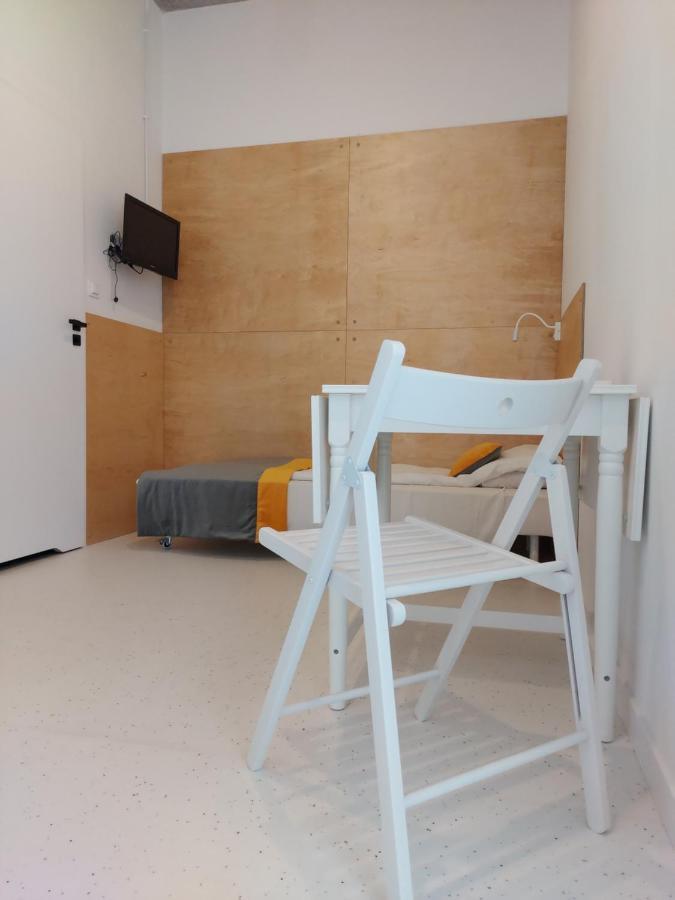 Single Room Bathroom