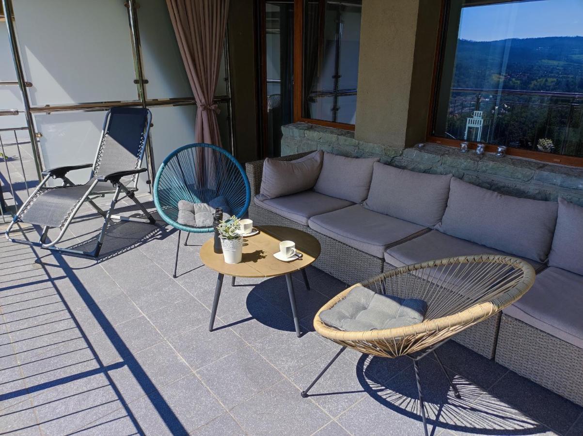 Studio Terrace