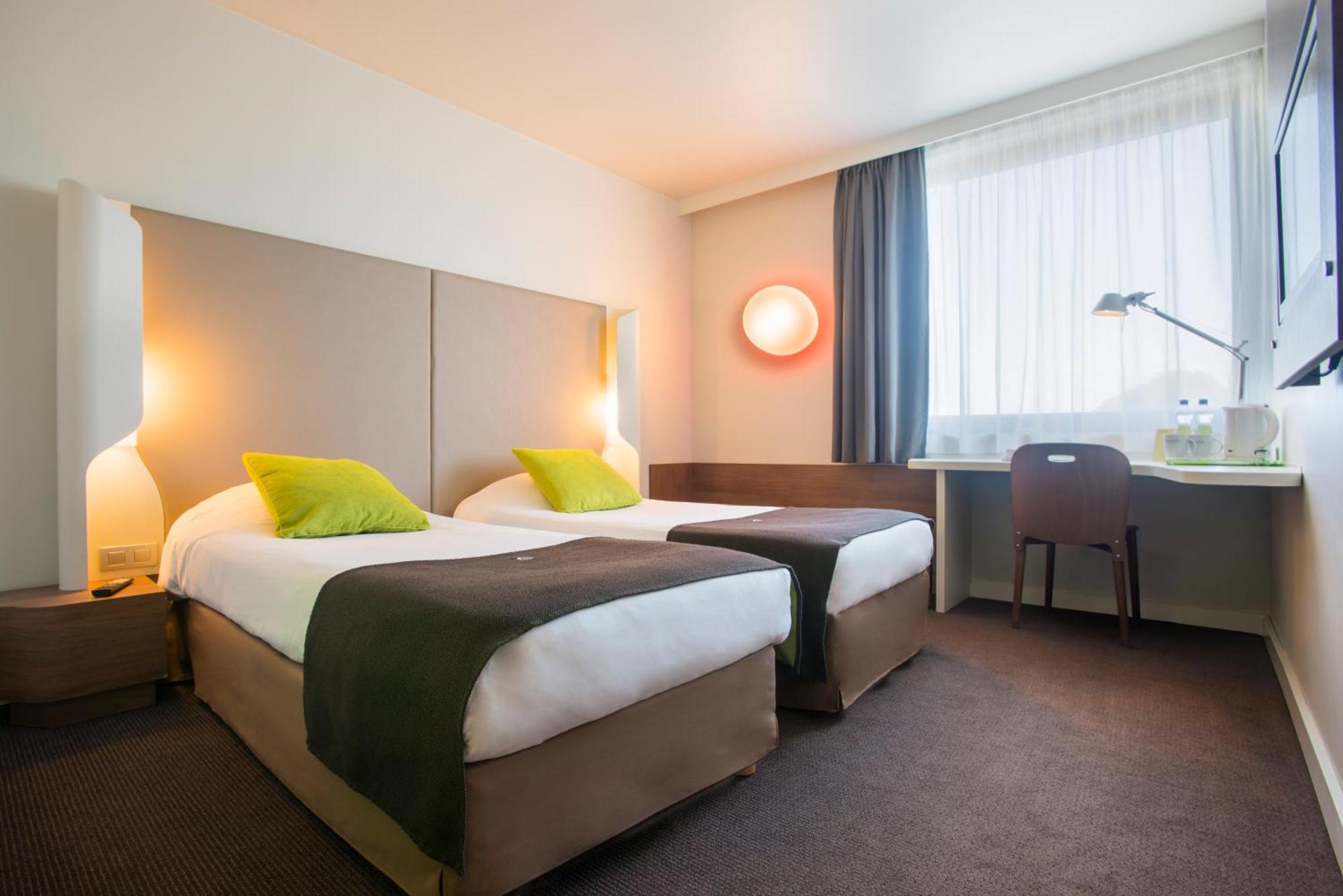 Standard Room 2 Single Beds