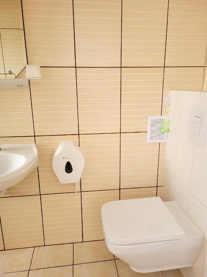 Triple Room Bathroom