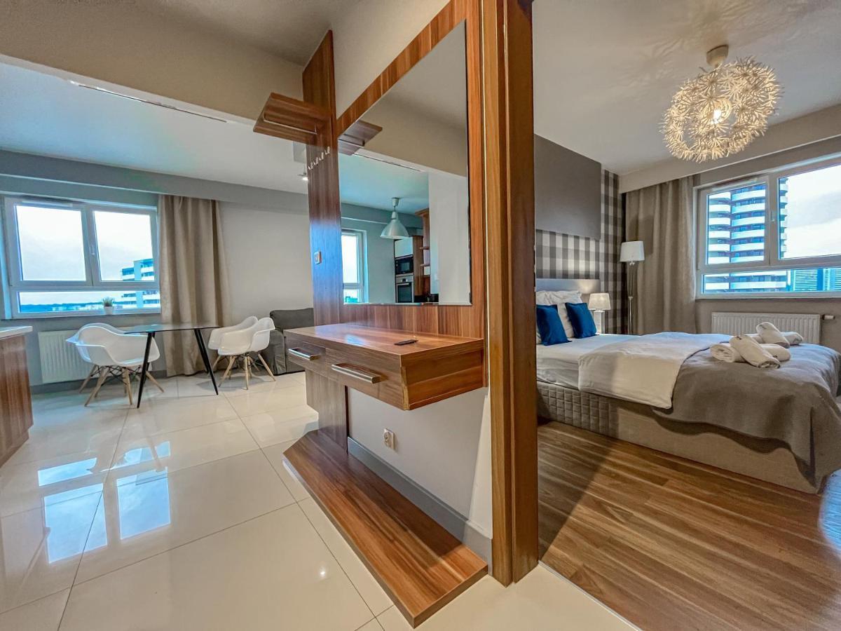 Superior One-Bedroom Apartment