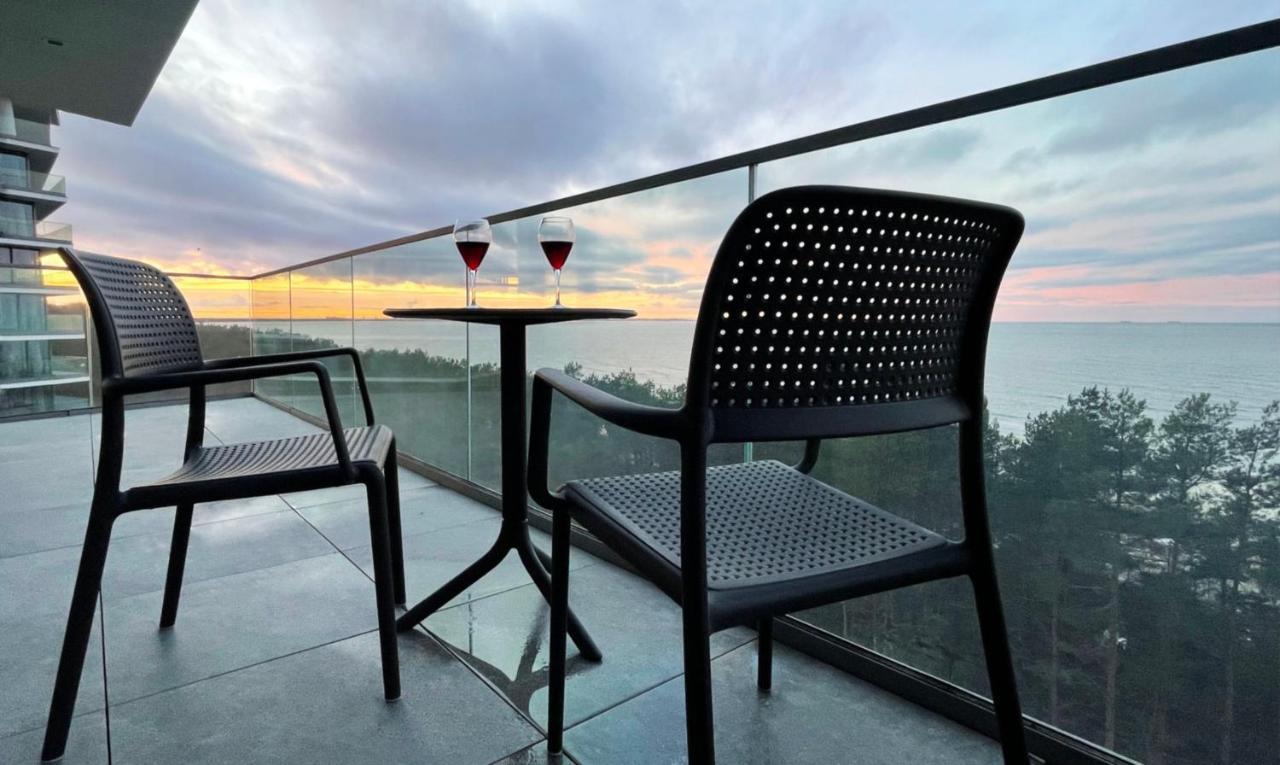 Family Room Side Sea View