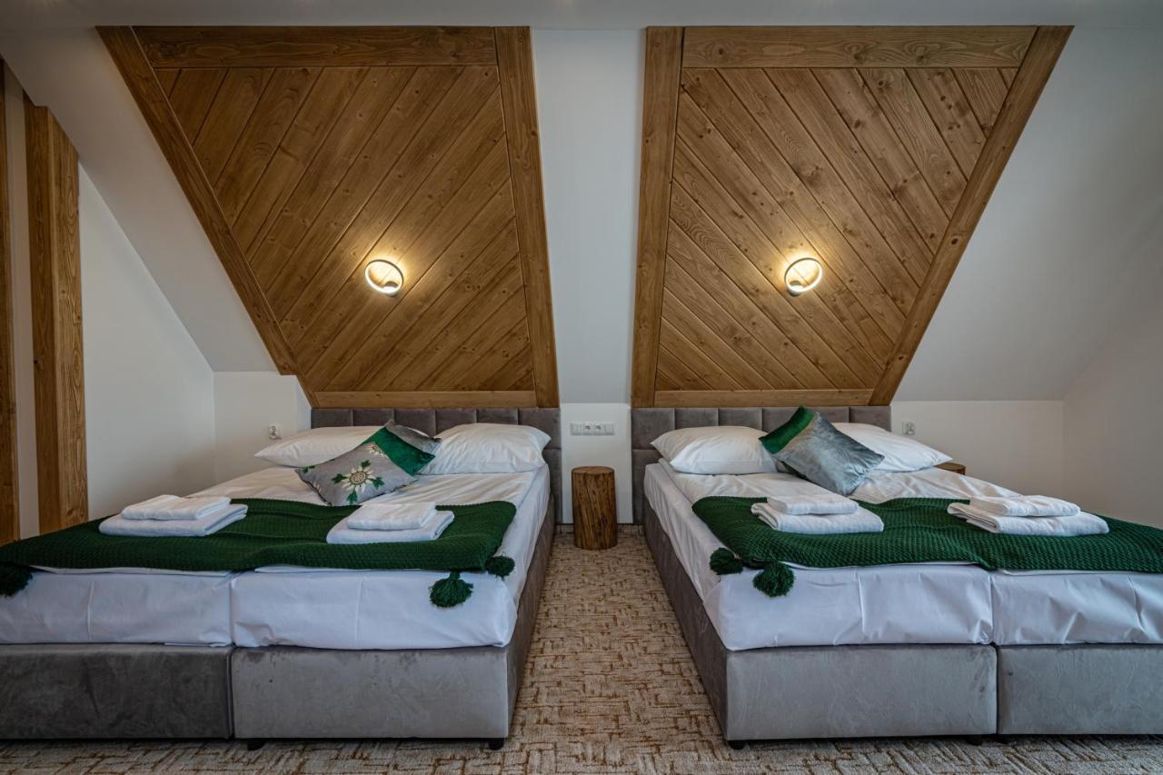 Quadruple Room Mountain View