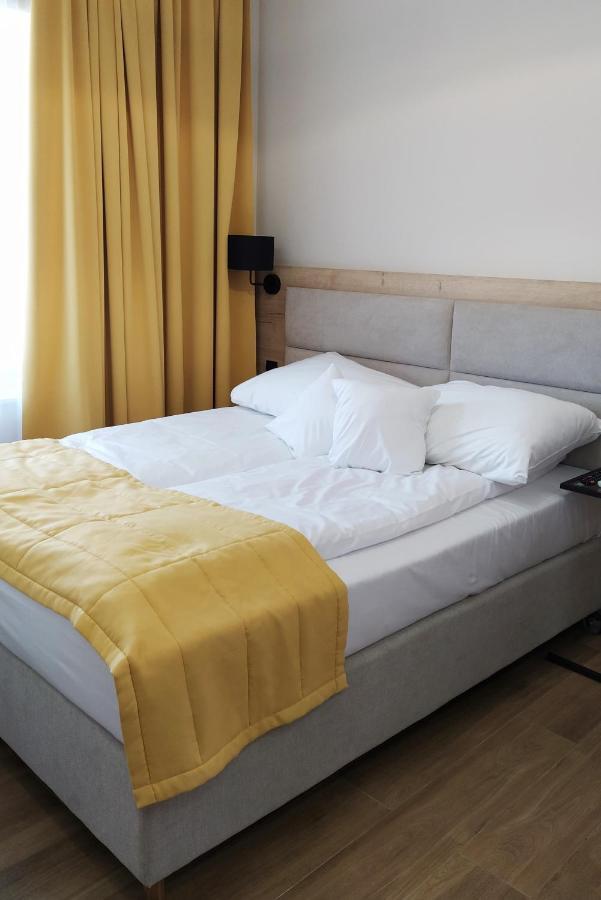 Large Double or Twin Room