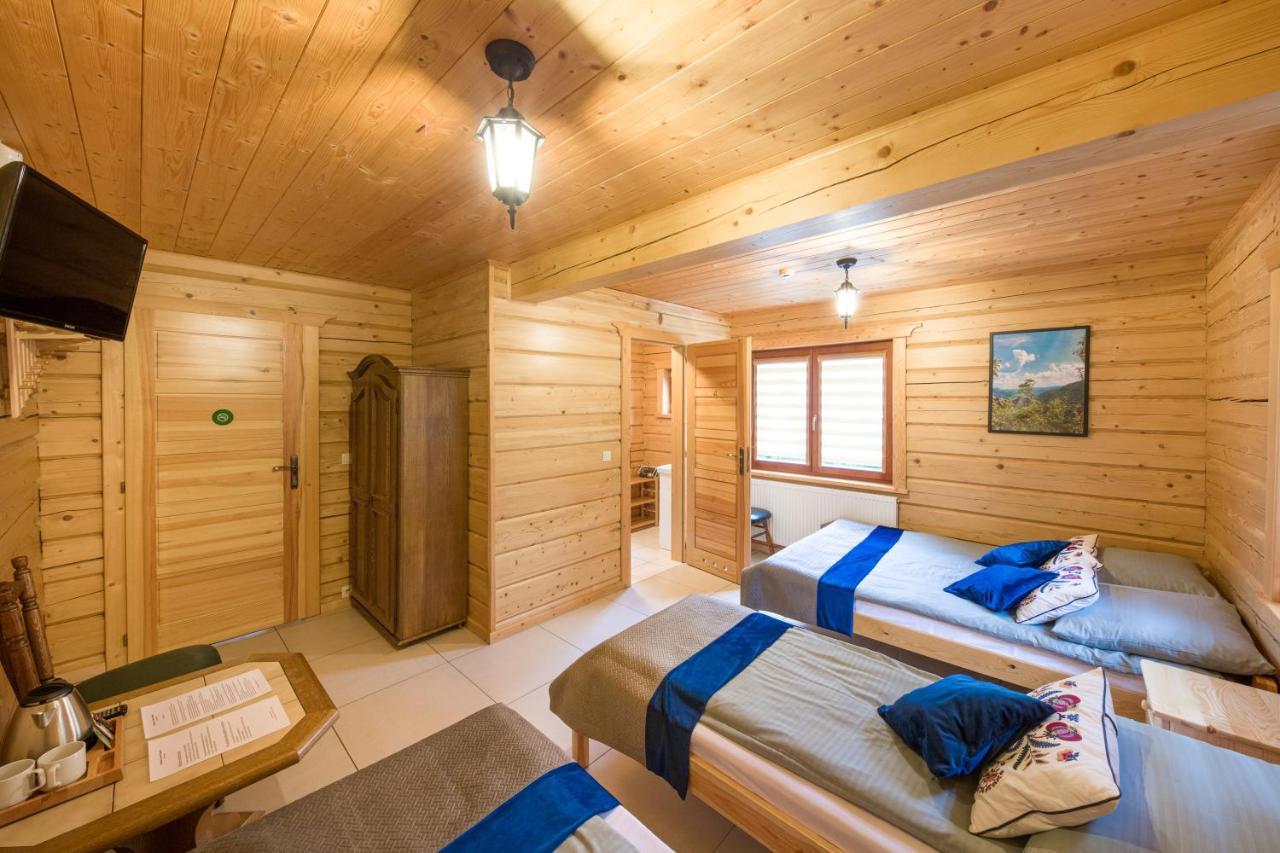 Quadruple Room Shower