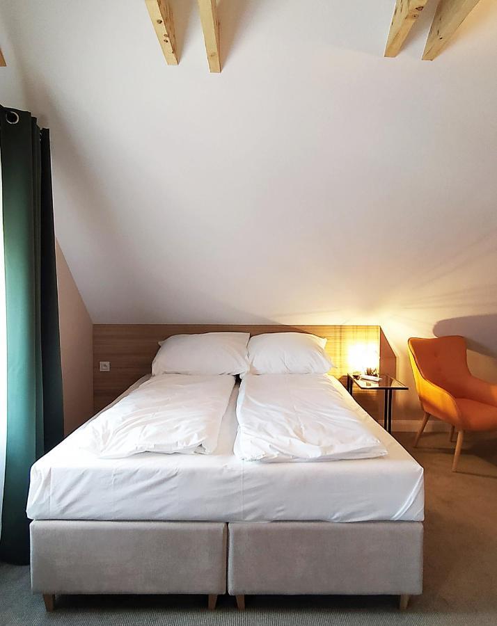 Large Double or Twin Room