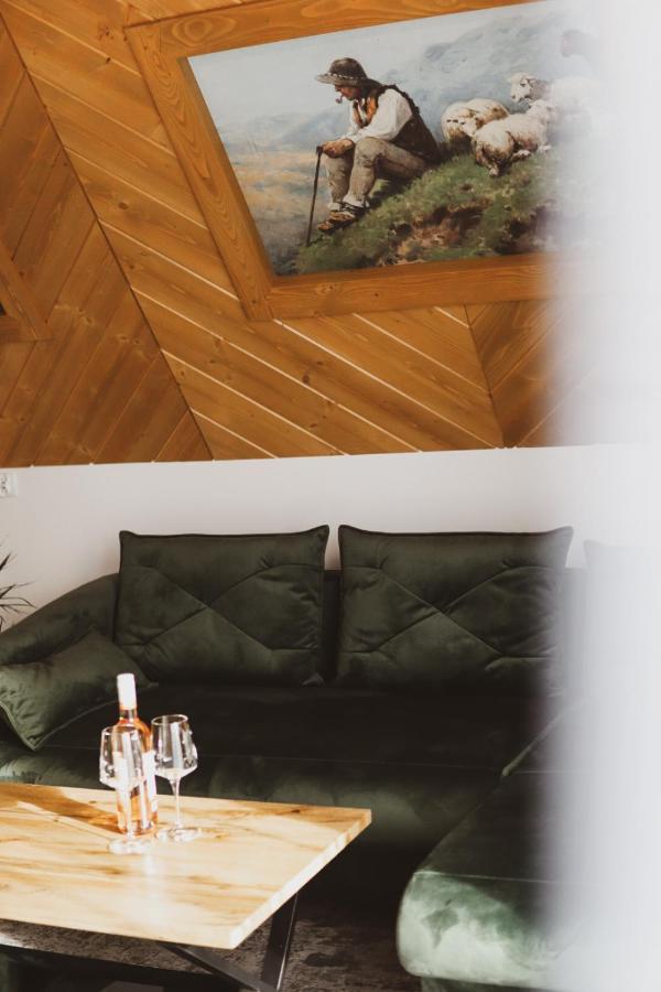 Family Room Mountain View