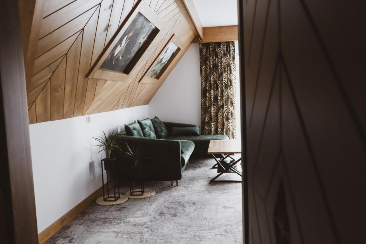 Family Room Mountain View