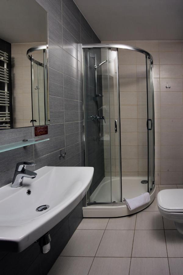 Small Single Room